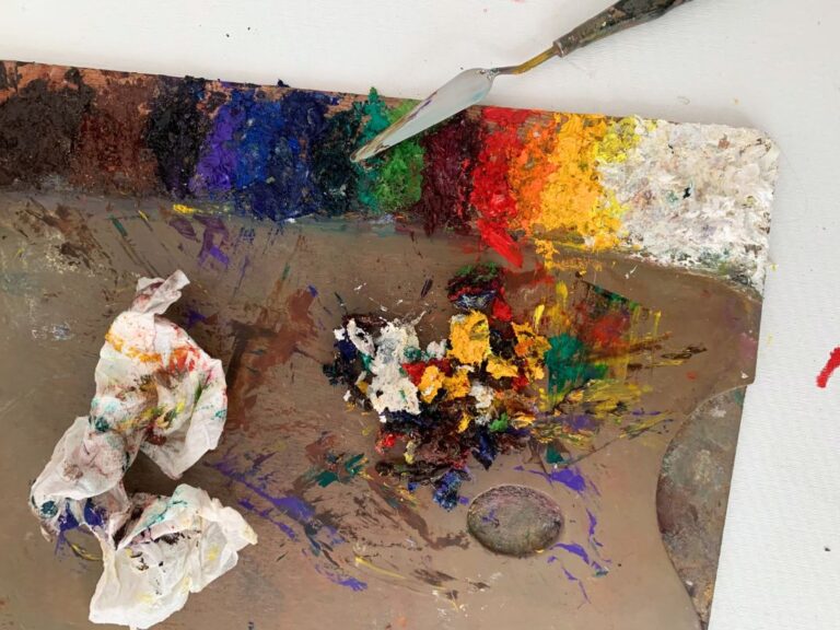 How to Best Keep Oil Paints (On Your Palette) From Drying Out