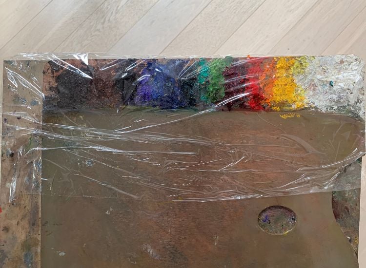 How To Stop Your Oil Paint Drying Out On Your Palette